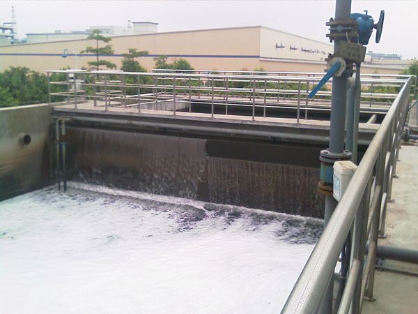 調(diào)節(jié)池大量泡沫，調(diào)節(jié)池消泡劑怎么樣？