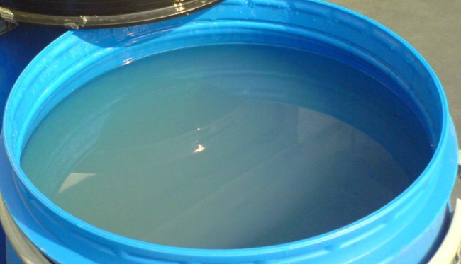 聚乙烯醇膠水出現(xiàn)泡沫，起泡原因有哪些？